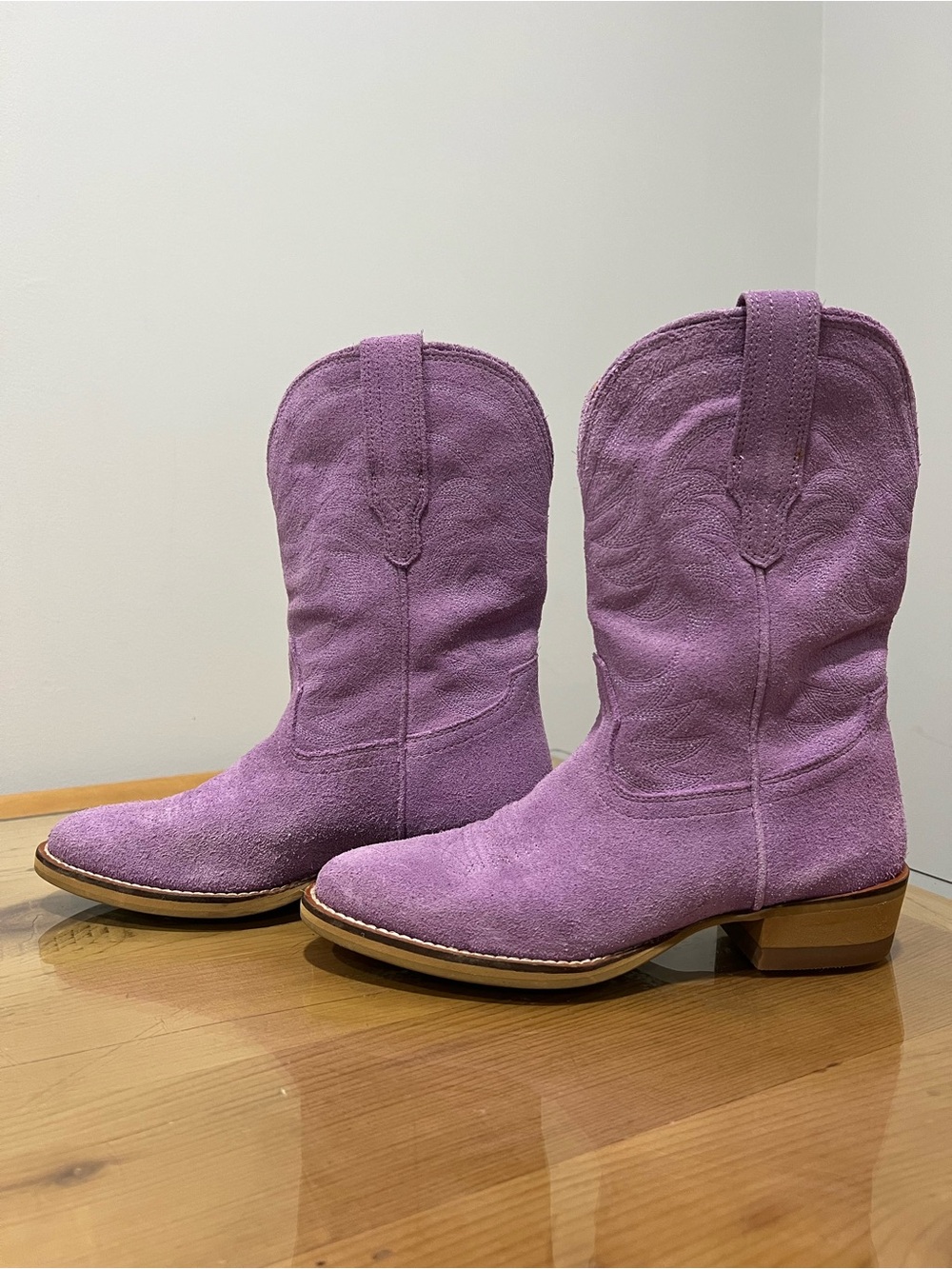 Tecovas Annie Girls  Lavender Suede Cowboy Boots - size 2Y
